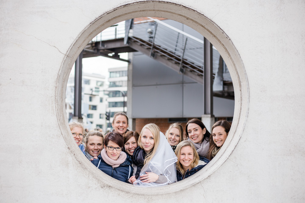 JGA in der Hamburger Speicherstadt bei Aprilwetter